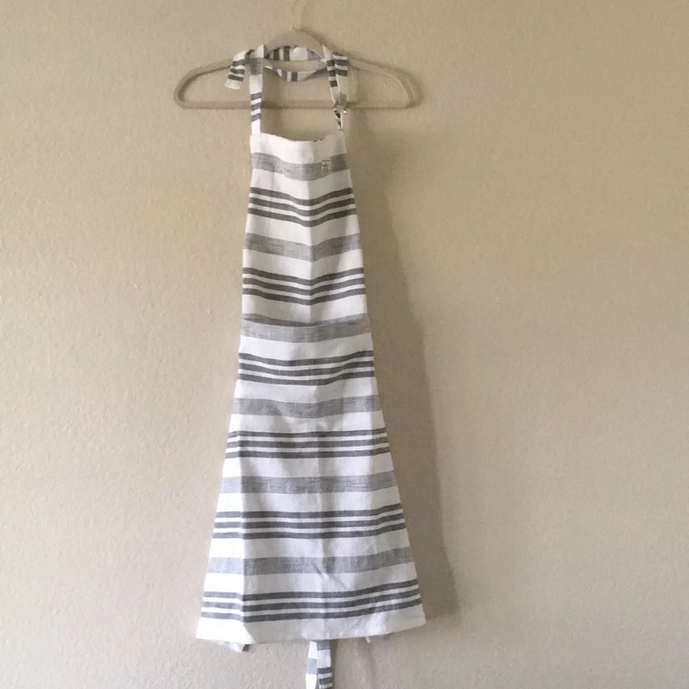 World Market Apron India 100% Cotton Farmhouse White Blue Stripe 29